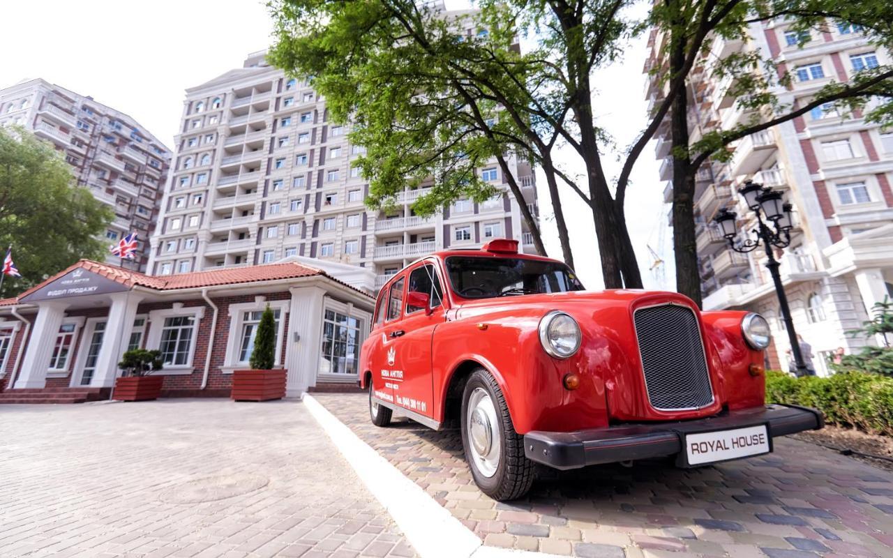 New England Deluxe Apartment เคียฟ ภายนอก รูปภาพ